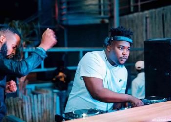 Loxion Deep Stubby Hands (Main Mix) MP3 DOWNLOAD